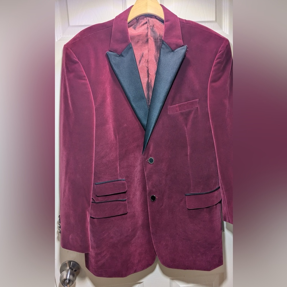 Inserch Limited Edition Men's Burgundy Velvet Blazer XL